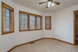 100 Crystal Ln, Mankato, MN 56001 - Photo 6