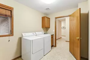 1735 Carleton Dr, Hastings, MN 55033 - Photo 10