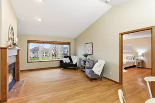 1735 Carleton Dr, Hastings, MN 55033 - Photo 12