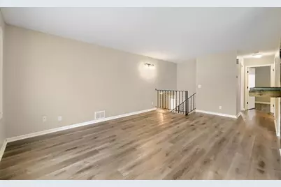 4668 Penkwe Way, Eagan, MN 55122 - Photo 8