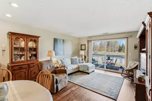 300 Whispering Ln, Hastings, MN 55033 - Photo 8