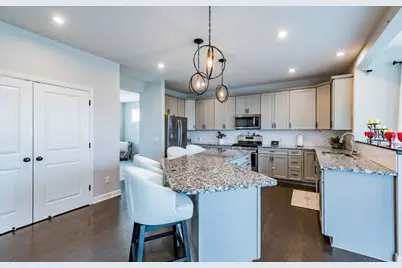 18468 70th Avenue N, Maple Grove, MN 55311 - Photo 6