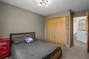 5683 Dufferin Dr, Savage, MN 55378 - Photo 22