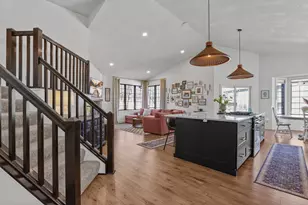 5683 Dufferin Dr, Savage, MN 55378 - Photo 6