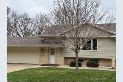 1716 Edgewood Road, Winona, MN 55987 - Photo 2