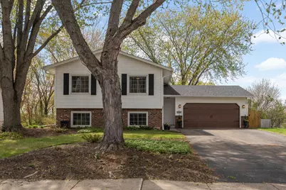 6440 Duck Lake Road, Eden Prairie, MN 55346 - Photo 2