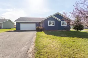 1803 Jasmine Dr, Alexandria, MN 56308 - Photo 1