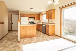 1803 Jasmine Dr, Alexandria, MN 56308 - Photo 6