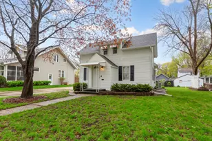 510 E School St, Owatonna, MN 55060 - Photo 2