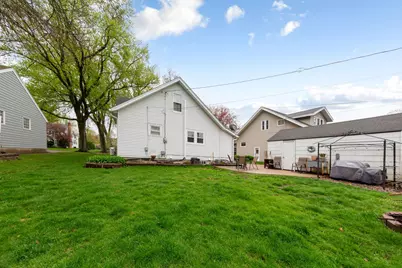 510 E School Street, Owatonna, MN 55060 - Photo 8