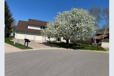 8057 Garfield Street NE, Spring Lake Park, MN 55432 - Photo 4