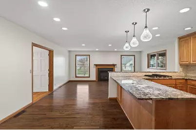 8057 Garfield Street NE, Spring Lake Park, MN 55432 - Photo 10