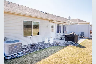 7565 Ojibway Park Court, Woodbury, MN 55125 - Photo 32