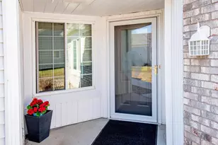 7565 Ojibway Park Ct, Woodbury, MN 55125 - Photo 4