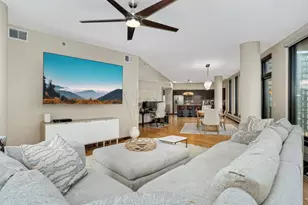 1240 S 2nd St, Minneapolis, MN 55415 - Photo 2