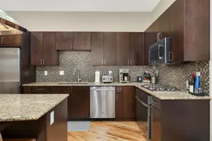 1240 S 2nd St, Minneapolis, MN 55415 - Photo 12