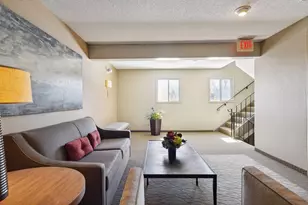 215 Barry Ave S, Wayzata, MN 55391 - Photo 38