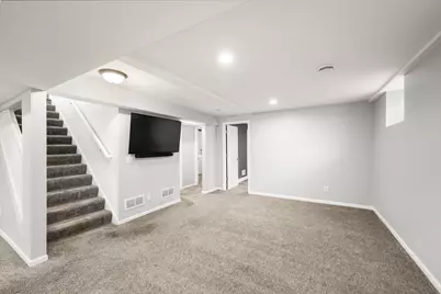 1900 Maryland Avenue N, Golden Valley, MN 55427 - Photo 20