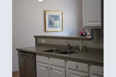 6889 Folkestone Road #711, Apple Valley, MN 55124 - Photo 6