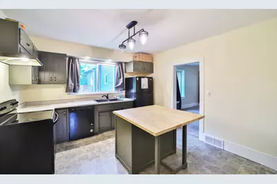 815 Rosewood Street, Brainerd, MN 56401 - Photo 2