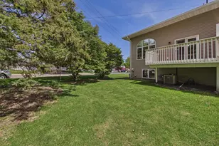 3256 Old Hwy 8, Saint Anthony, MN 55418 - Photo 28