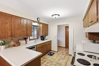 8601 Fairview Avenue N, New Hope, MN 55428 - Photo 4
