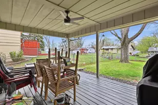 8601 Fairview Ave N, New Hope, MN 55428 - Photo 30
