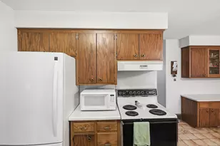8601 Fairview Ave N, New Hope, MN 55428 - Photo 8