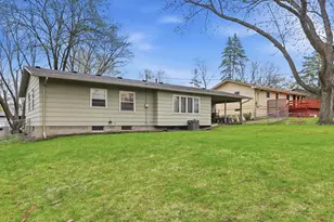 8601 Fairview Ave N, New Hope, MN 55428 - Photo 28
