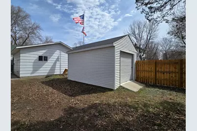 418 Skaro Street, Saint Peter, MN 56082 - Photo 30