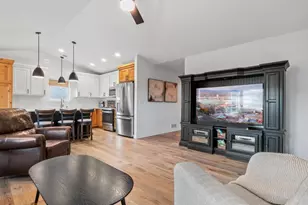 2006 Lake Park Ave, Alexandria, MN 56308 - Photo 8