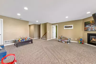3917 Valencia Lane, Chaska, MN 55318 - Photo 36