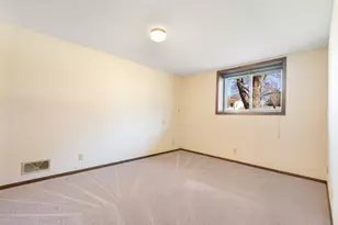 747 Terrace Dr, Roseville, MN 55113 - Photo 28