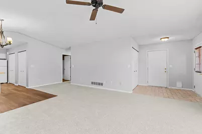 1344 Carriage Drive #1344-B, Hudson, WI 54016 - Photo 8