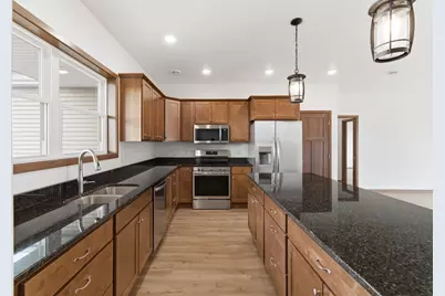 424 22nd Avenue NW, Waseca, MN 56093 - Photo 4