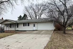 207 Western Ave, Madison, MN 56256 - Photo 2