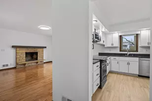 4608 W 99th St, Bloomington, MN 55437 - Photo 4