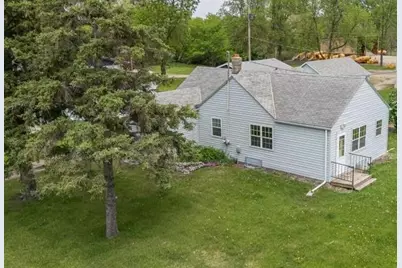 607 Saint Johns Avenue, Red Lake Falls, MN 56750 - Photo 10