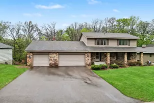 203 Belmont Ct, Apple Valley, MN 55124 - Photo 2