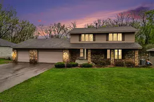 203 Belmont Ct, Apple Valley, MN 55124 - Photo 52
