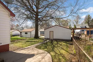 2530 Hayes St NE, Minneapolis, MN 55418 - Photo 30