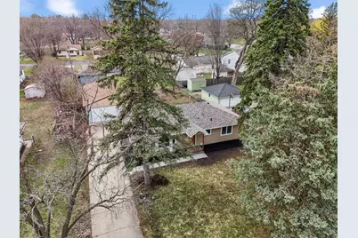 8618 Chicago Avenue S, Bloomington, MN 55420 - Photo 10