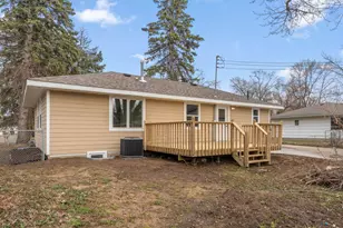 8618 Chicago Ave S, Bloomington, MN 55420 - Photo 4