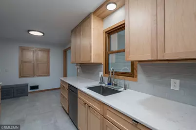 1441 Thomas Street, Saint Peter, MN 56082 - Photo 8