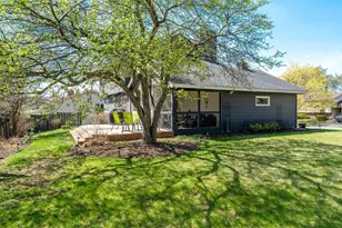 1584 Lancaster Ln, Eagan, MN 55122 - Photo 26