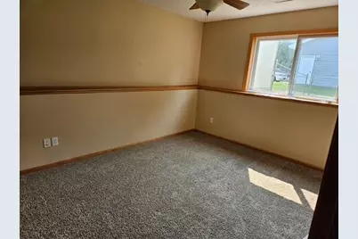 2300 22nd Drive SW, Austin, MN 55912 - Photo 18
