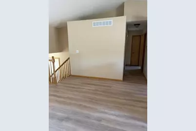 2300 22nd Drive SW, Austin, MN 55912 - Photo 6