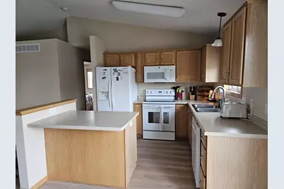 2300 22nd Drive SW, Austin, MN 55912 - Photo 10