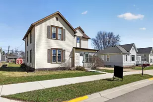 640 2nd Ave NW, Plainview, MN 55964 - Photo 2