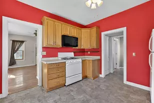 640 2nd Ave NW, Plainview, MN 55964 - Photo 8